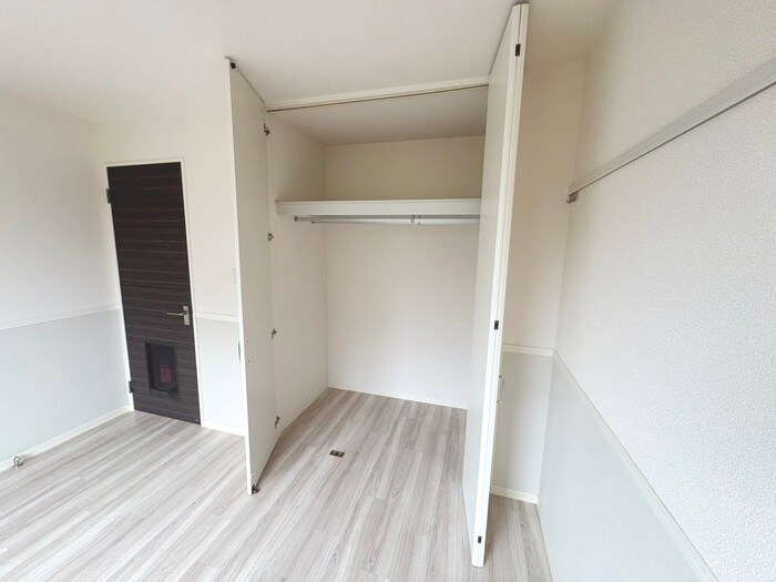 物件内観写真12　(収納)