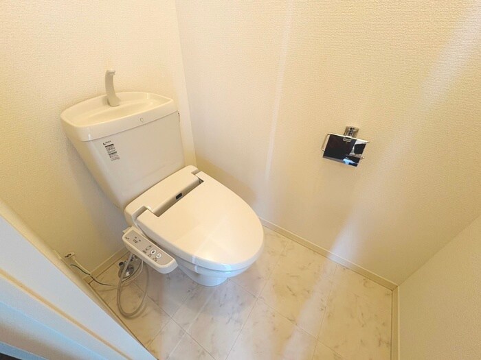 物件内観写真16　(トイレ)