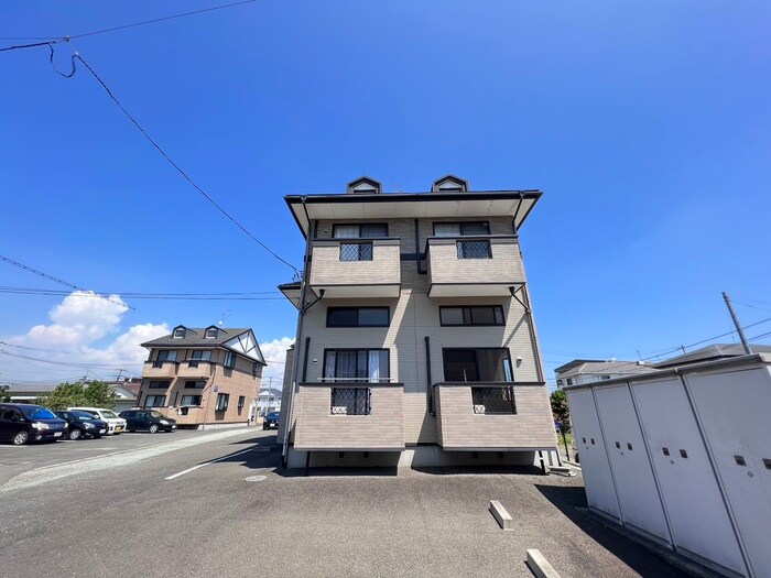 物件外観写真3　(外観写真)