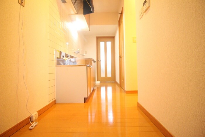 物件内観写真17　(廊下)