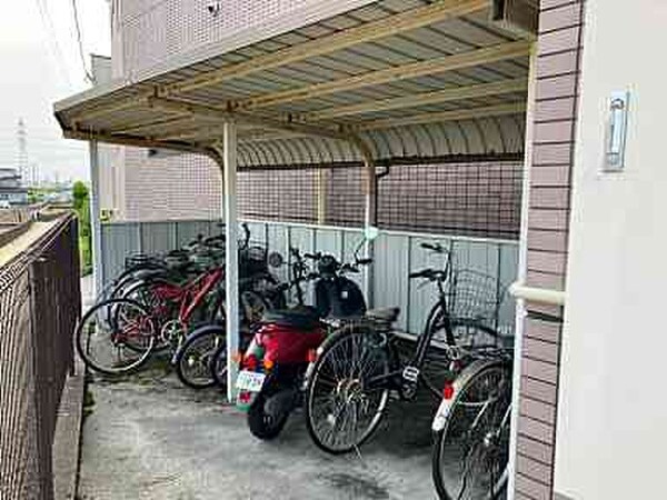 駐輪場