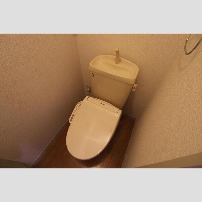 物件内観写真10　(トイレ)