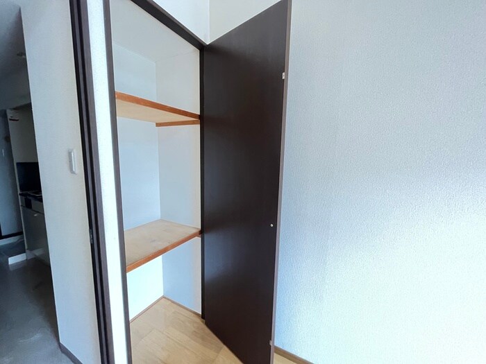 物件内観写真7　(収納)