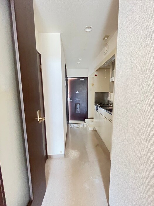 物件内観写真14　(廊下)