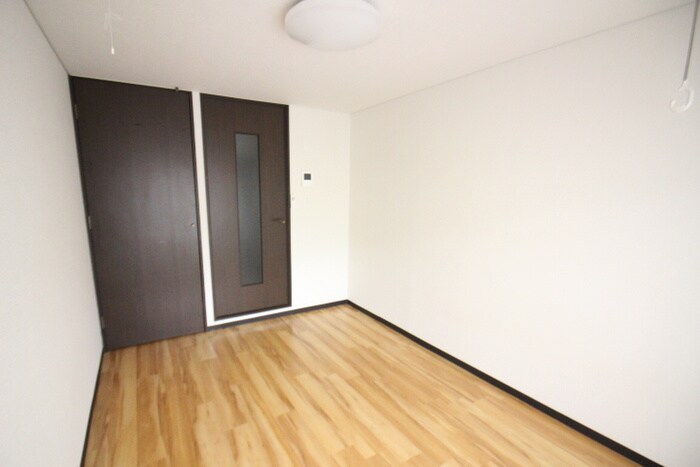 物件内観写真16　(居室)