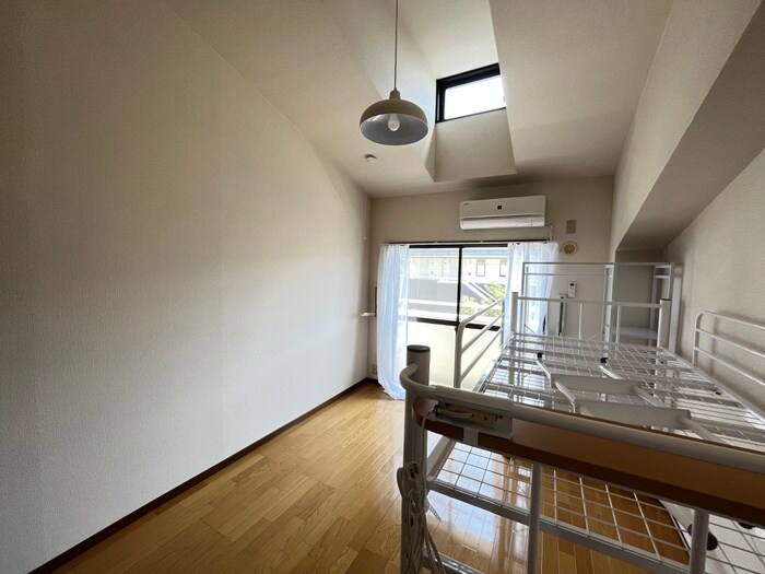 物件内観写真18　(居室)