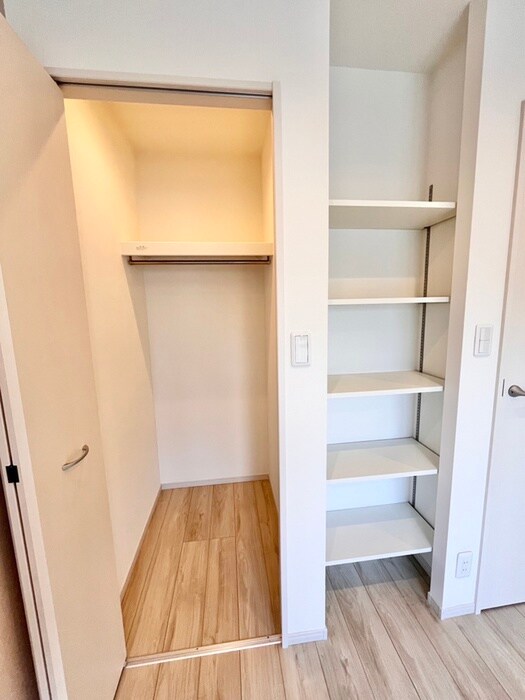 物件内観写真11　(収納)