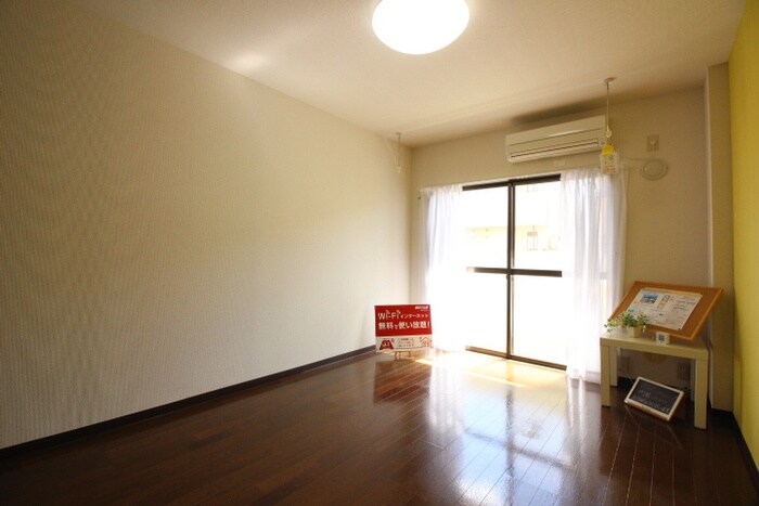 物件内観写真16　(居室)