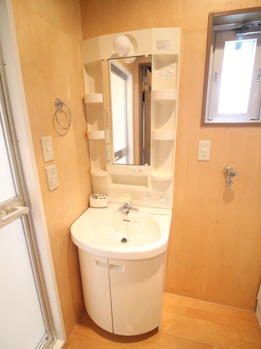 物件内観写真12　(洗面)