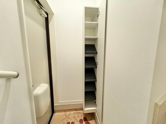 物件内観写真14　(靴箱)