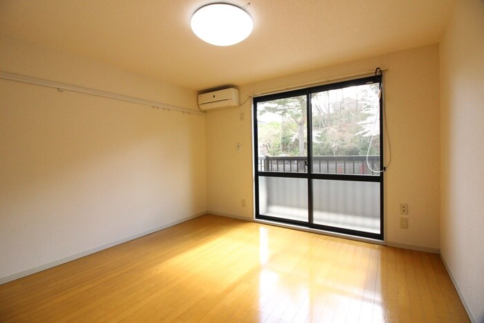 物件内観写真18　(居室)