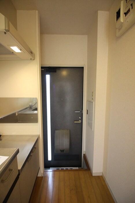 物件内観写真21　(玄関)