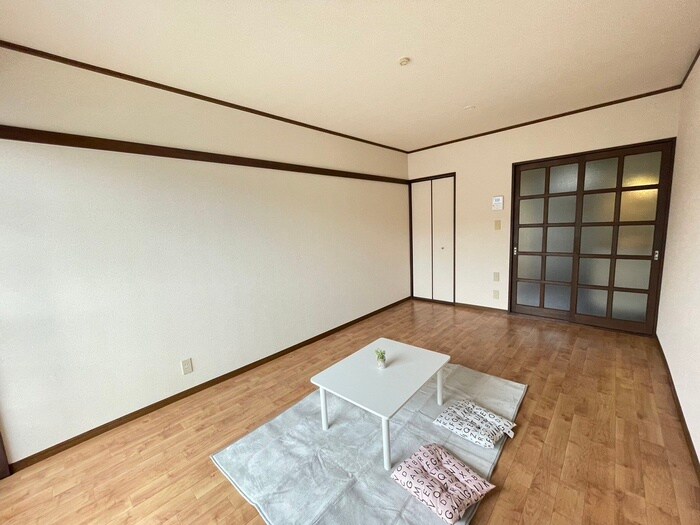 物件内観写真9　(居室)