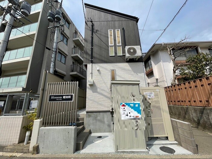 物件外観写真1　(外観写真)