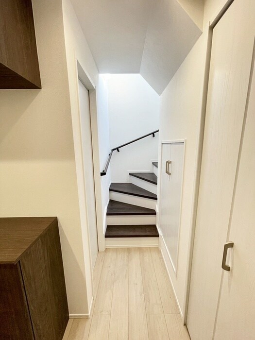 物件内観写真16　(廊下)