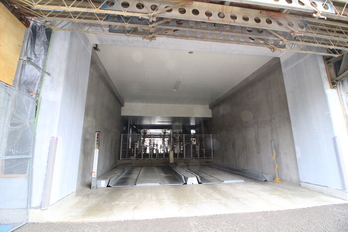 物件外観写真5　(駐車場)