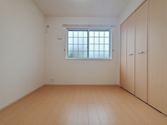 物件内観写真5　(居室)