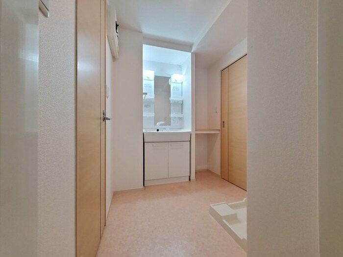 物件内観写真9　(洗面)