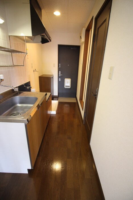 物件内観写真19　(廊下)