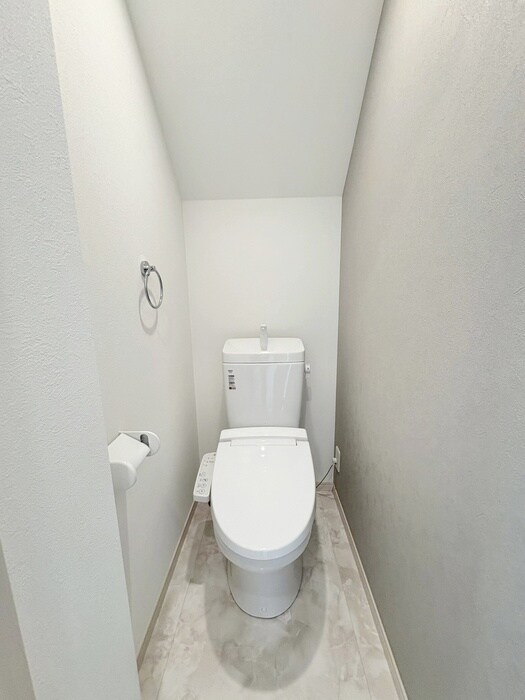 物件内観写真12　(トイレ)