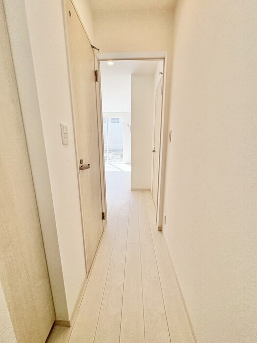 物件内観写真16　(廊下)