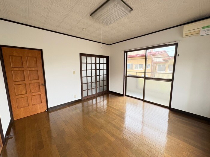 物件内観写真7　(居室)