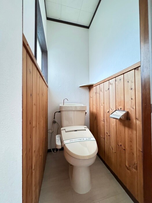 物件内観写真15　(トイレ)