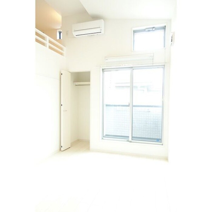 物件内観写真7　(居室)