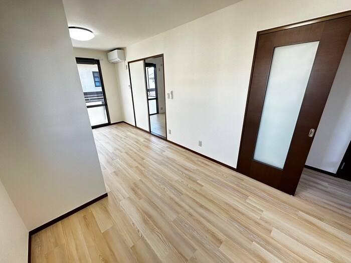 物件内観写真18　(居室)