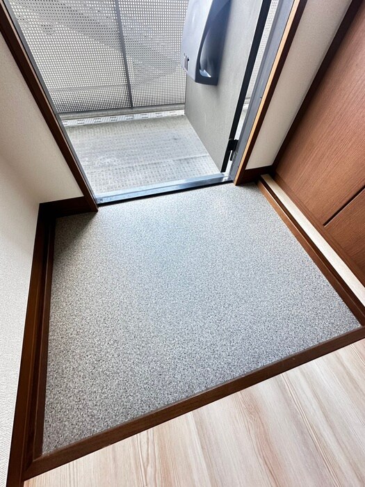 物件内観写真20　(玄関)