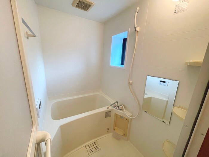 物件内観写真12　(バス／シャワールーム等)