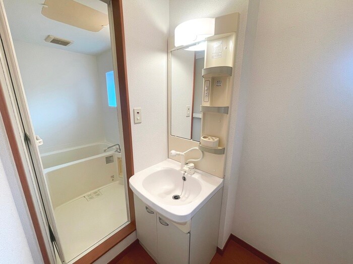 物件内観写真13　(洗面)