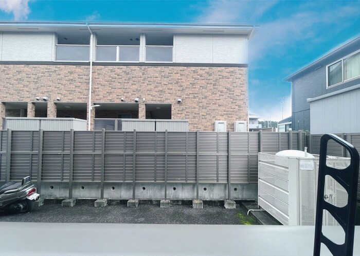 物件内観写真22　(室内からの展望)