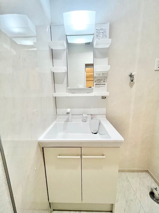 物件内観写真12　(洗面)