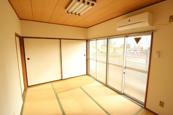 物件内観写真7　(居室)