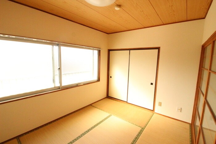 物件内観写真10　(居室)