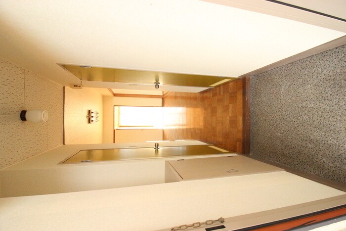 物件内観写真18　(廊下)