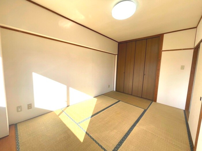 物件内観写真10　(居室)