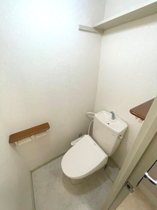 物件内観写真15　(トイレ)