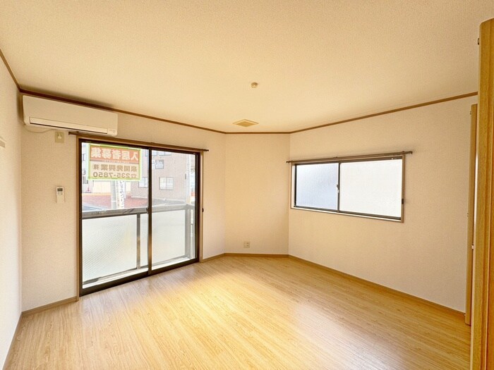 物件内観写真7　(居室)