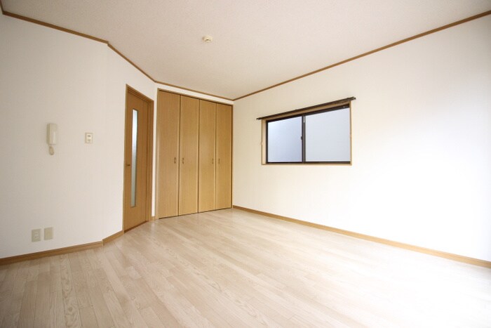 物件内観写真16　(居室)