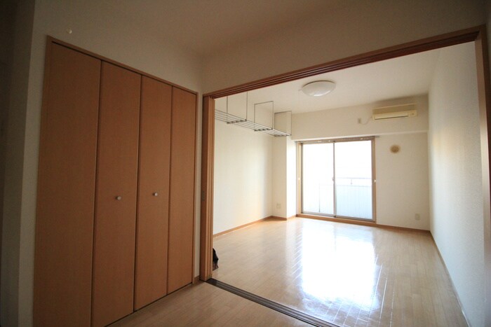 物件内観写真8　(居室)