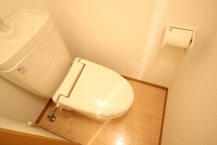 物件内観写真9　(トイレ)