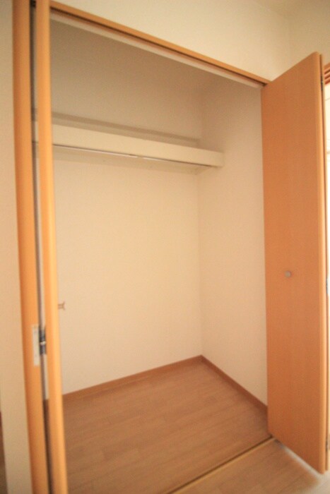 物件内観写真11　(収納)
