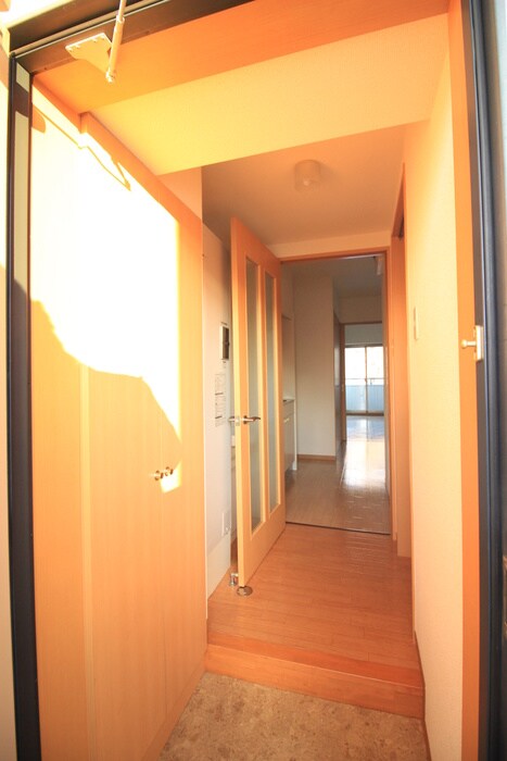 物件内観写真19　(廊下)