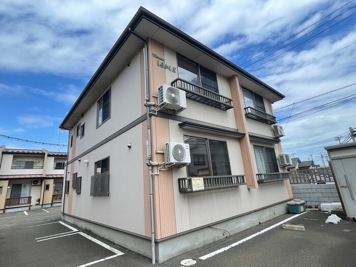 メゾンしらかしＫの物件外観写真