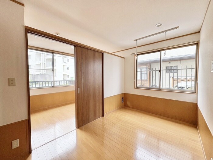 物件内観写真8　(居室)