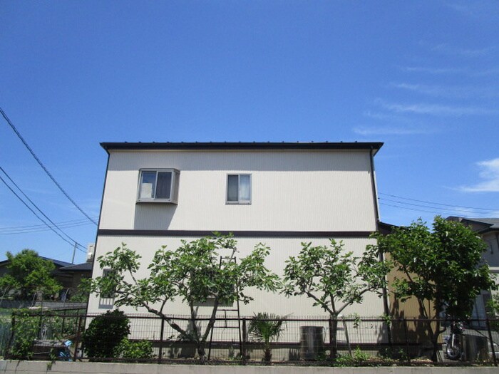 物件外観写真3　(周辺環境)