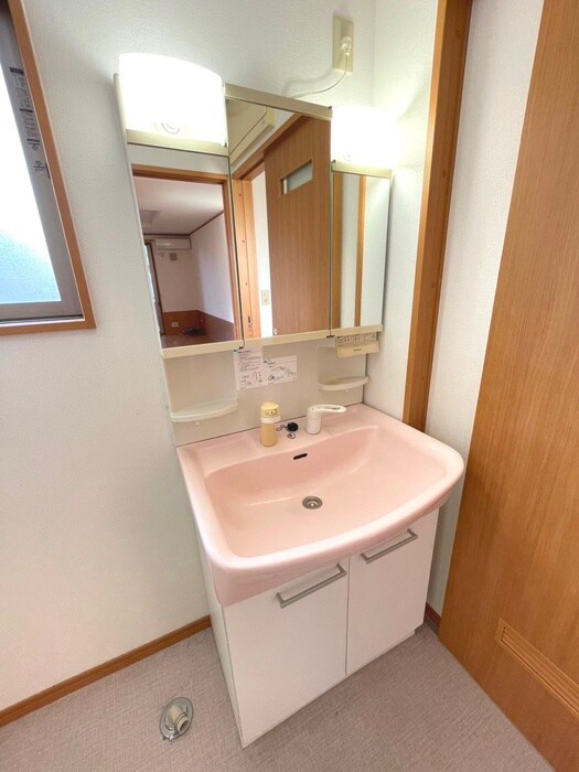 物件内観写真11　(収納)