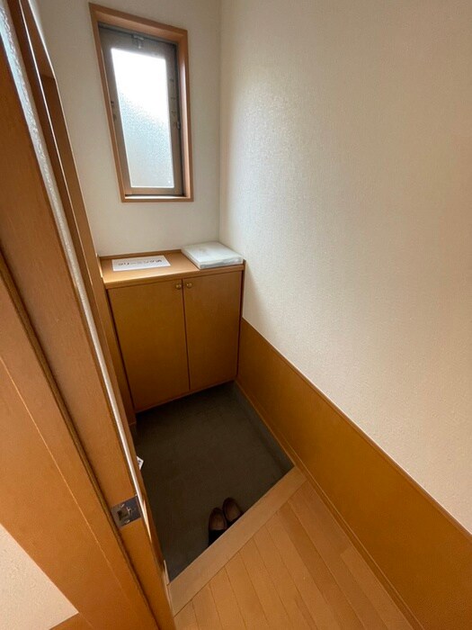 物件内観写真15　(靴箱)